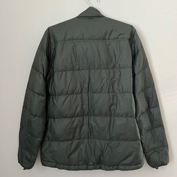 Patagonia Men's Green Lightweight Full Zip Puffer Jacket Size M - Picture 2 of 12